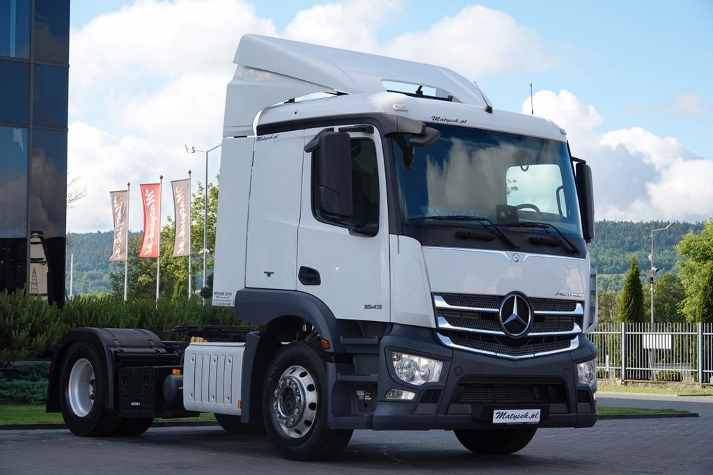 Mercedes-Benz ACTROS 1840 / PEŁNY ADR / NISKA KABINA / - Камион влекач: слика 1 Mercedes-Benz ACTROS 1840 / PEŁNY ADR / NISKA KABINA / - Камион влекач: слика 1
