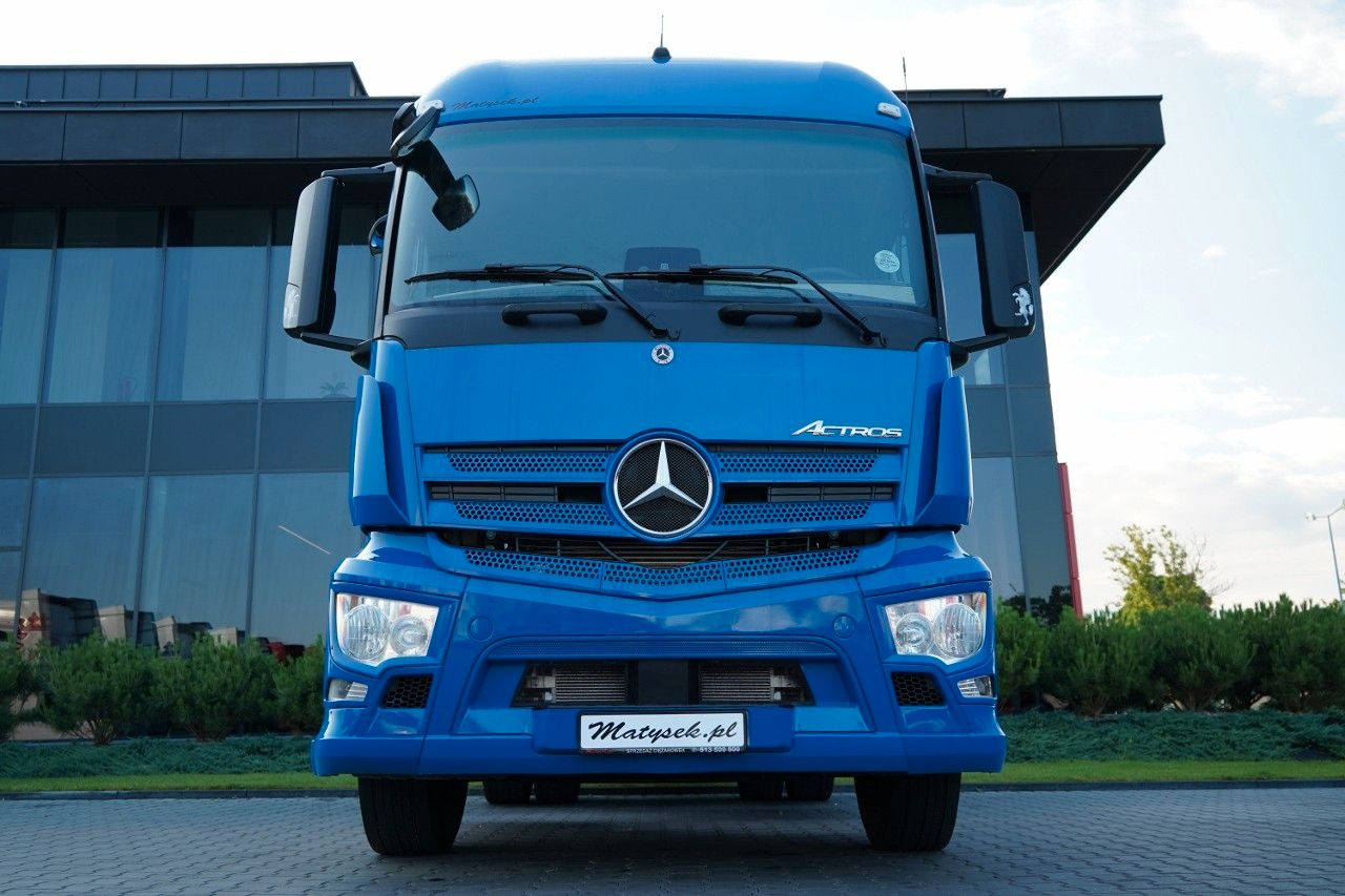 Mercedes-Benz ACTROS 1843 / PEŁNY ADR / ALUFELGI / EURO 6 / PO - Камион влекач: слика 3 Mercedes-Benz ACTROS 1843 / PEŁNY ADR / ALUFELGI / EURO 6 / PO - Камион влекач: слика 3