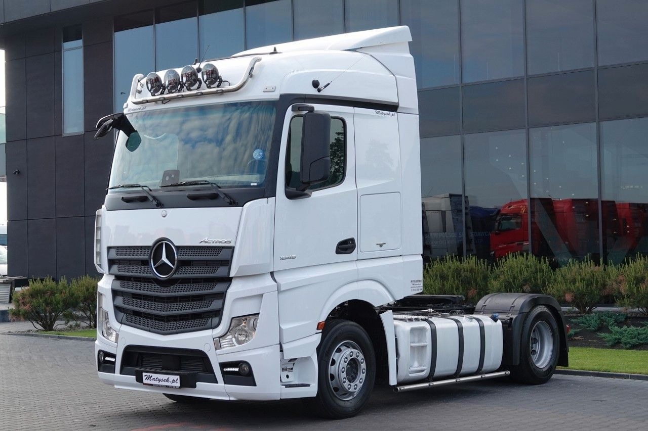 Mercedes-Benz ACTROS 1845 / STREAM SPACE / 2017 ROK - Камион влекач: слика 2 Mercedes-Benz ACTROS 1845 / STREAM SPACE / 2017 ROK - Камион влекач: слика 2
