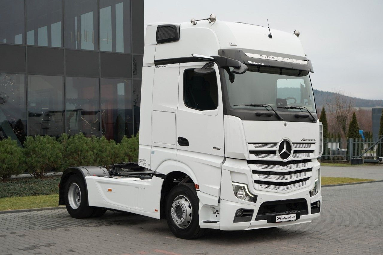 Mercedes-Benz ACTROS 1851 / RETARDER / GIGA SPACE / EURO 6 / - Камион влекач: слика 2 Mercedes-Benz ACTROS 1851 / RETARDER / GIGA SPACE / EURO 6 / - Камион влекач: слика 2