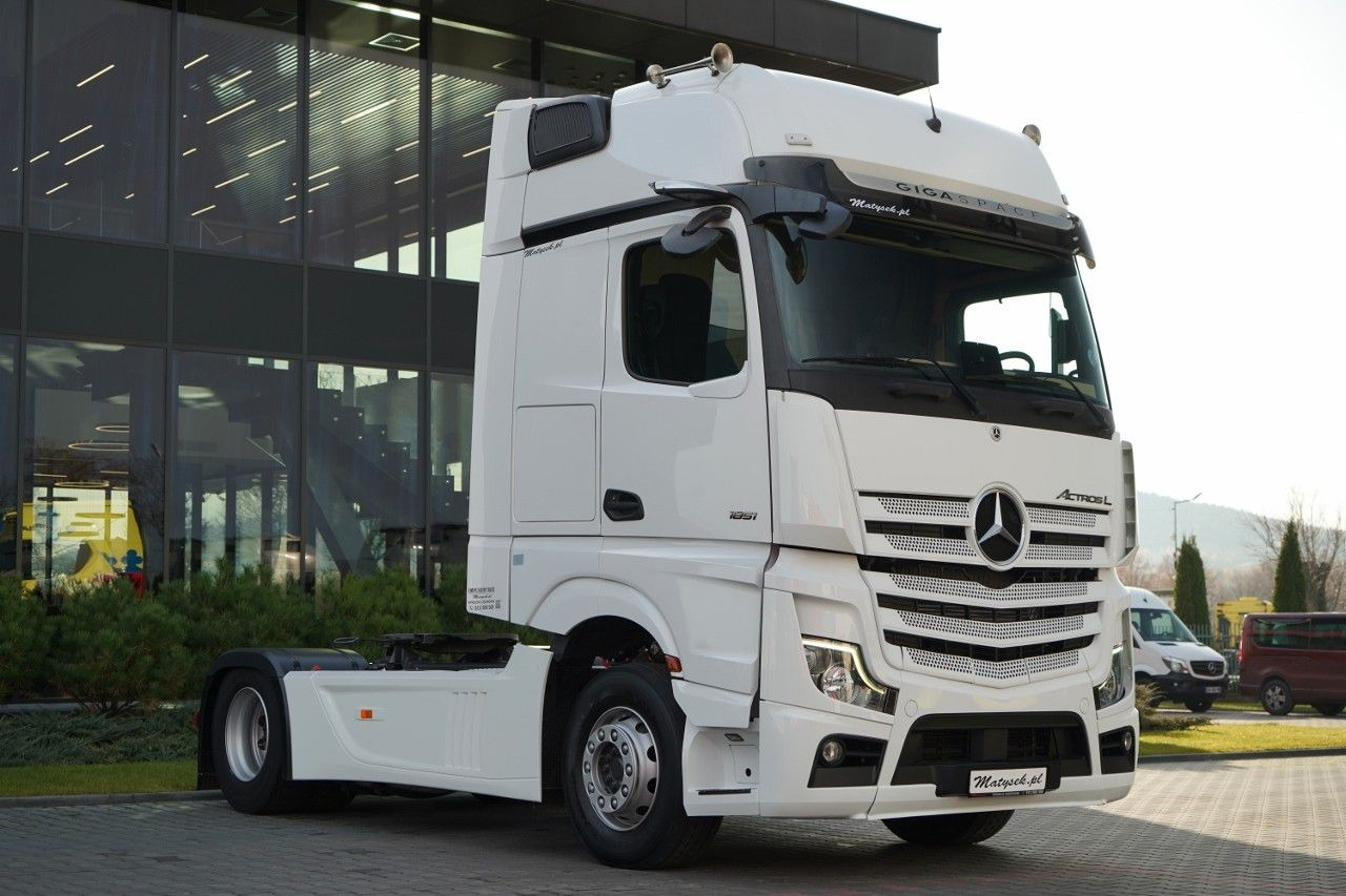 Mercedes-Benz ACTROS L 1851 / GIGA SPACE / RETARDER / 2022 R - Камион влекач: слика 5 Mercedes-Benz ACTROS L 1851 / GIGA SPACE / RETARDER / 2022 R - Камион влекач: слика 5