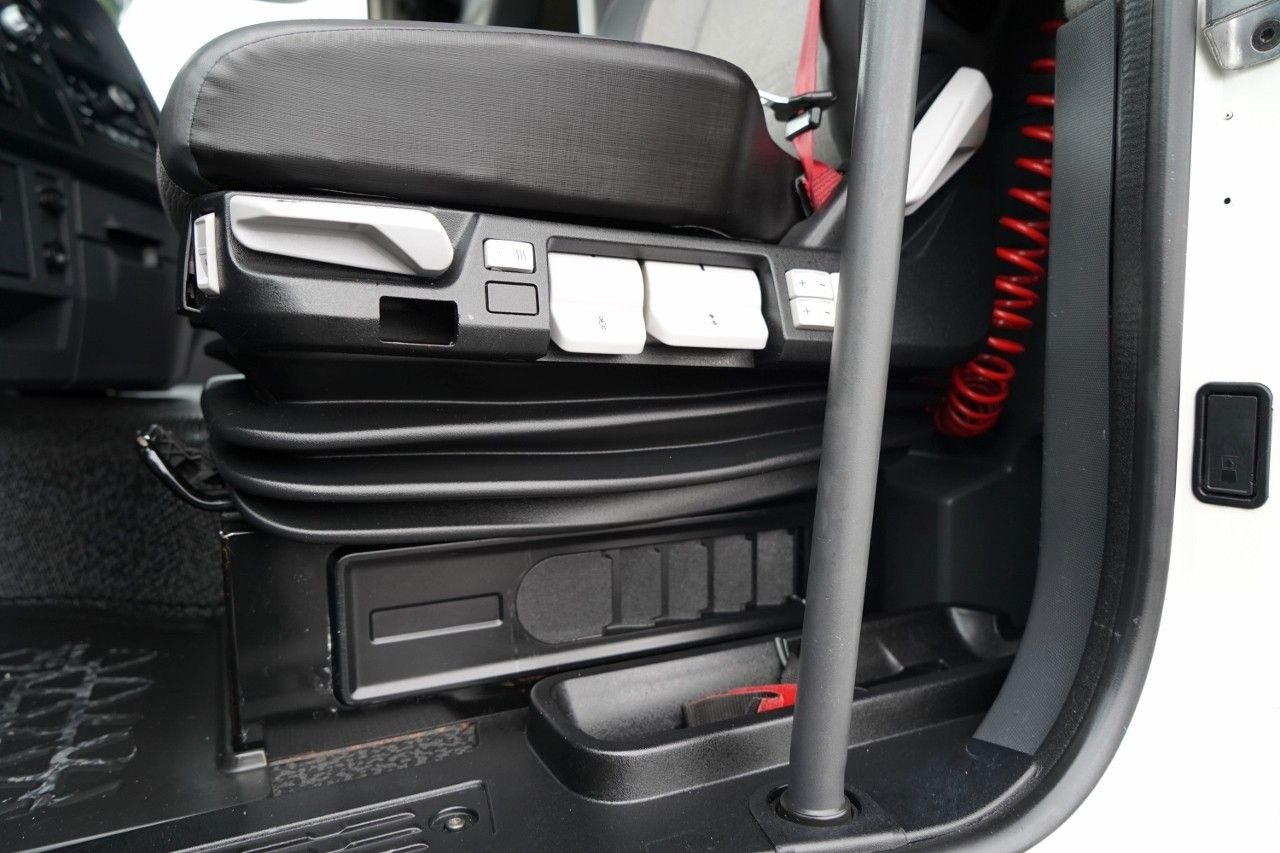 Камион влекач Renault  T 460 / STANDARD / EURO 6: слика 25