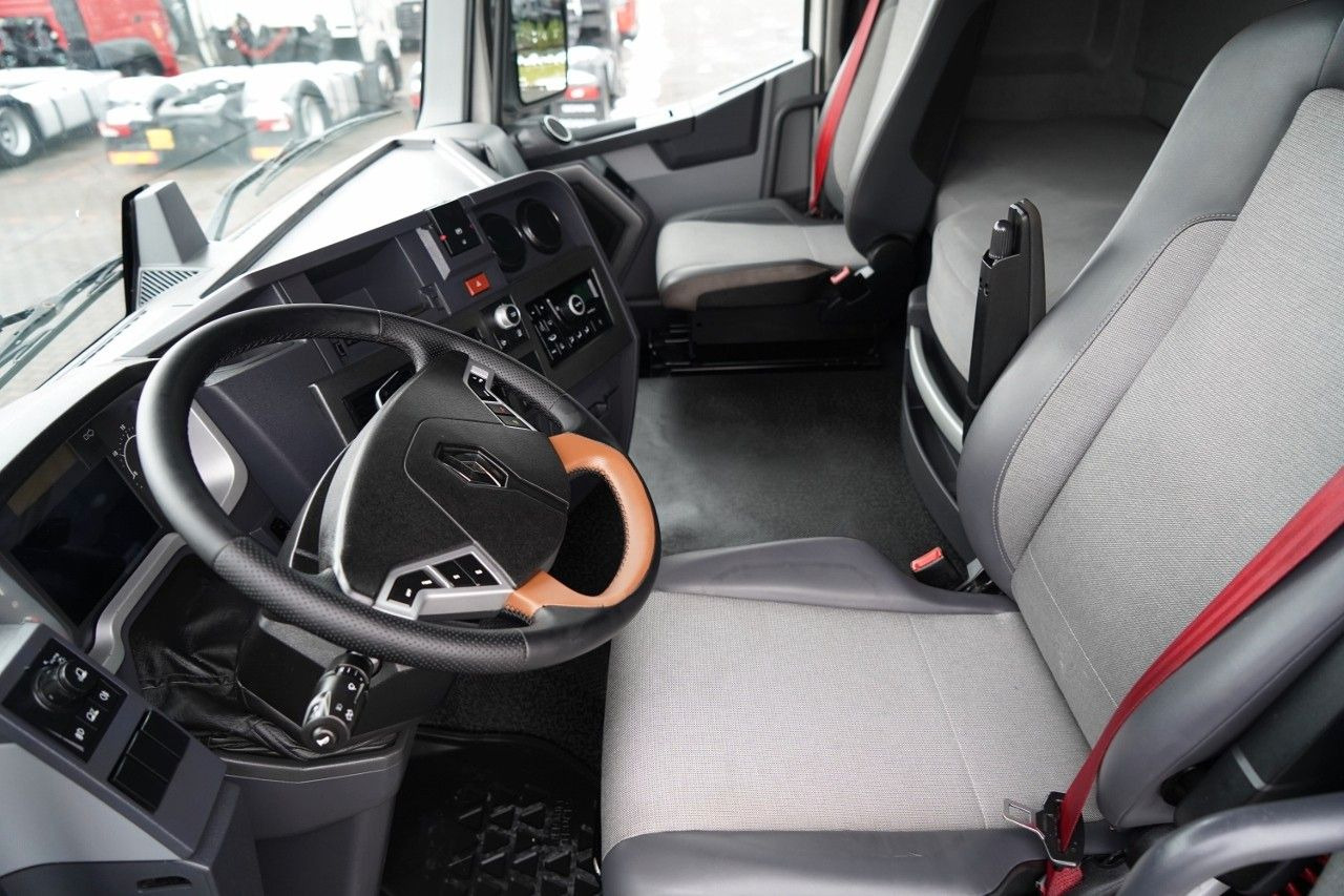 Камион влекач Renault  T 460 / STANDARD / EURO 6: слика 26