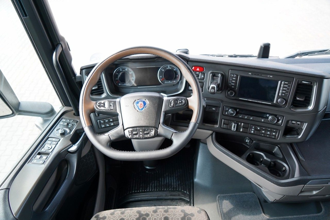 Камион влекач Scania S 500 / RETARDER / I-PARK COOL / FULL AIRMATIC /: слика 15