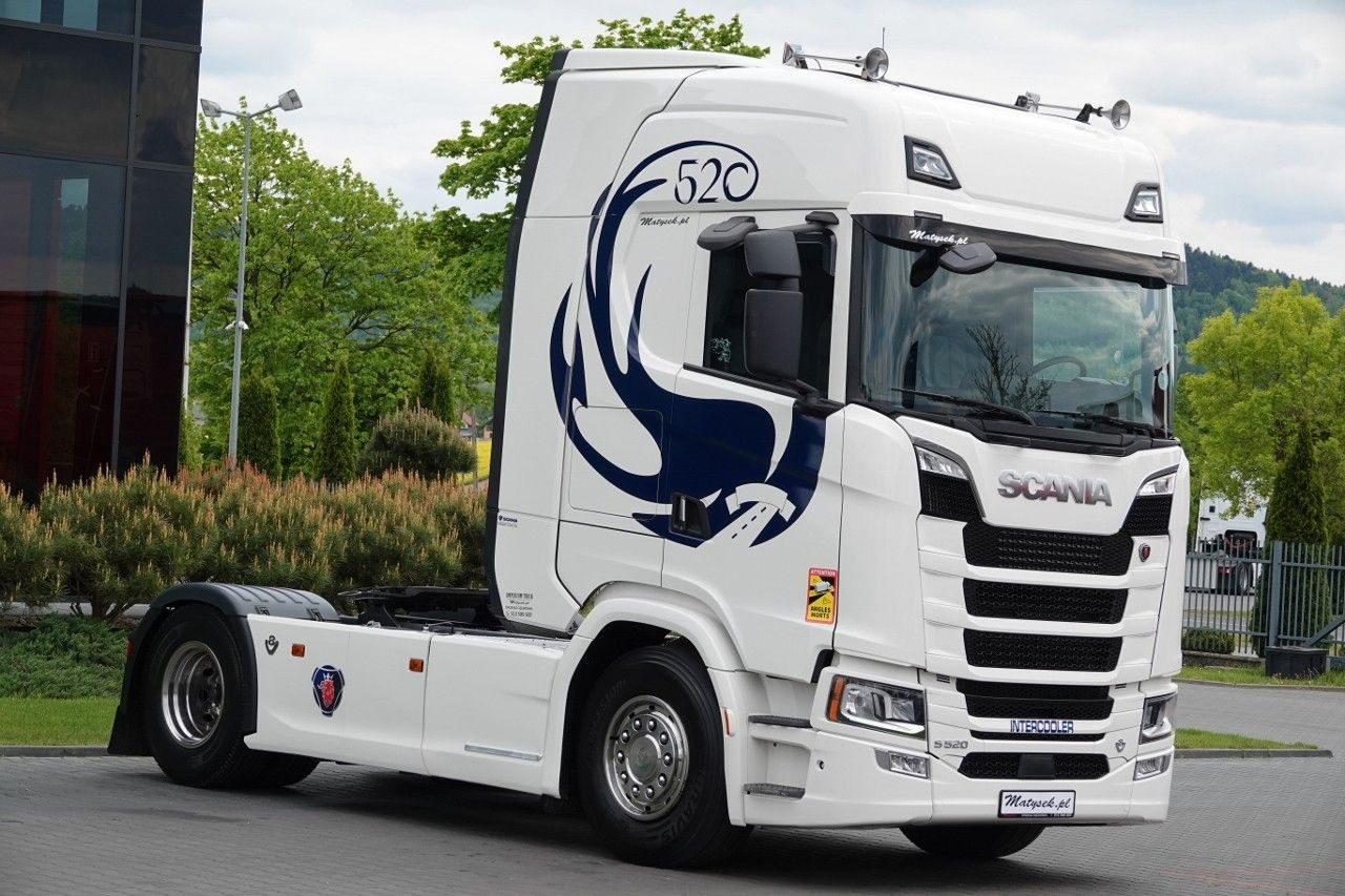 Scania S 520 / V8 / RETARDER / I-PARK COOL / - Камион влекач: слика 2 Scania S 520 / V8 / RETARDER / I-PARK COOL / - Камион влекач: слика 2