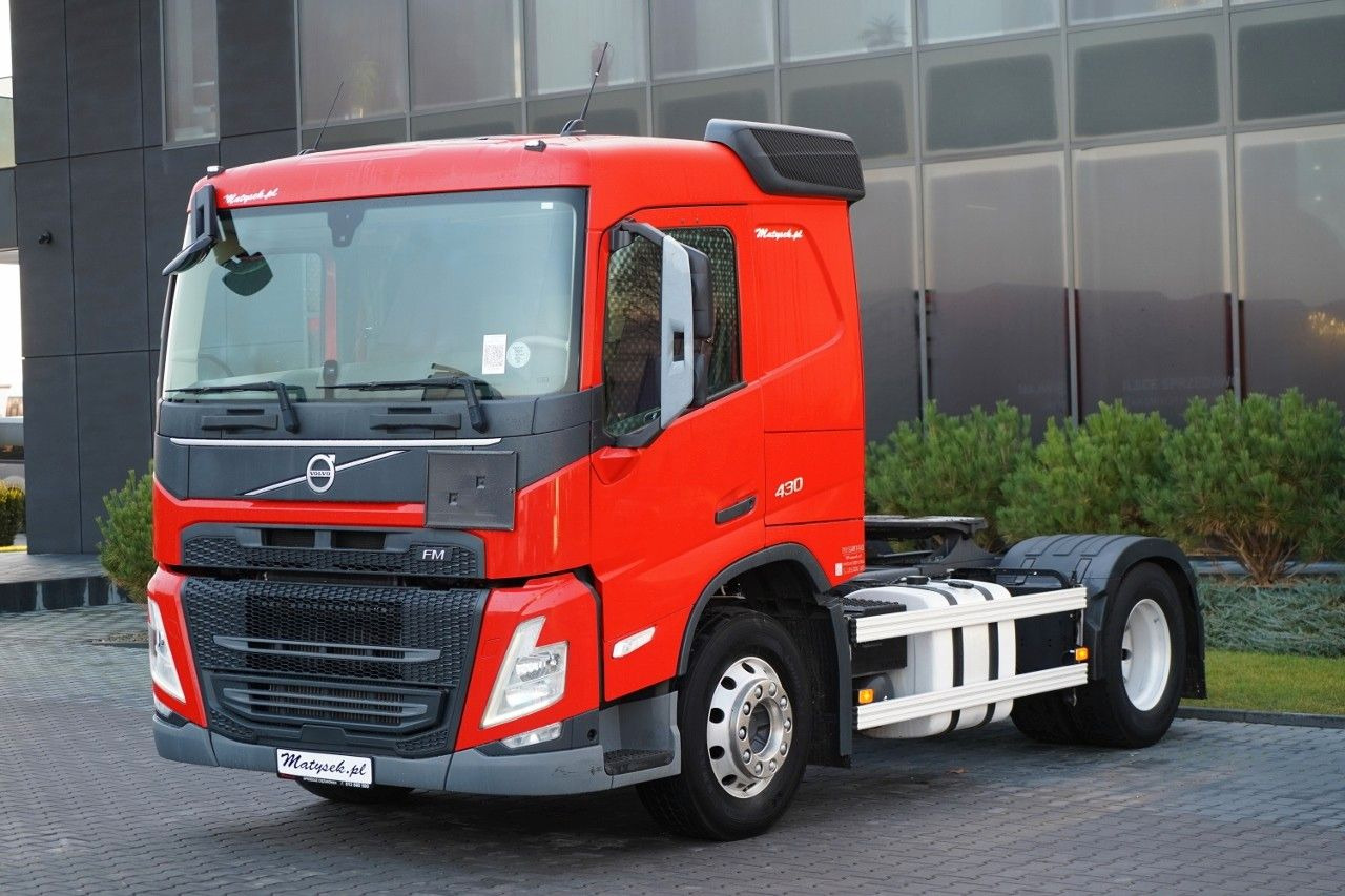 Volvo FM 430 / PEŁNY ADR / WAGA: 6 500 KG / NISKA KABI - Камион влекач: слика 2 Volvo FM 430 / PEŁNY ADR / WAGA: 6 500 KG / NISKA KABI - Камион влекач: слика 2