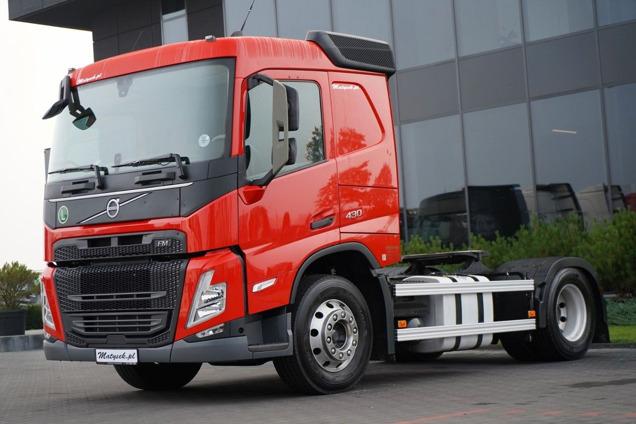 Volvo FM 430 / PEŁNY ADR / WAGA: 6 800 KG / NISKA KABI - Камион влекач: слика 1 Volvo FM 430 / PEŁNY ADR / WAGA: 6 800 KG / NISKA KABI - Камион влекач: слика 1