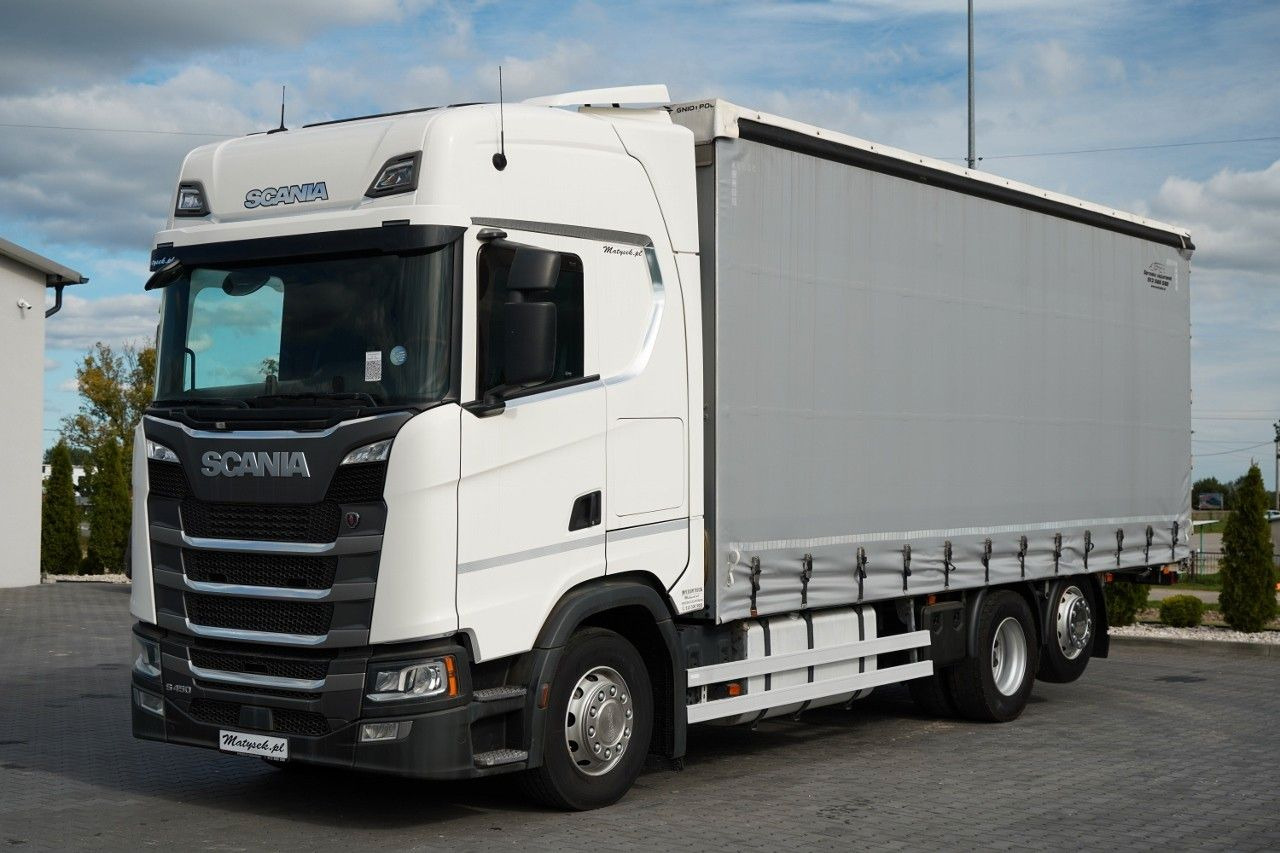 Scania S 450 / SOLÓWKA / 6X2 / OŚ PODNOSZONA / 2019 / - Камион со церада: слика 2 Scania S 450 / SOLÓWKA / 6X2 / OŚ PODNOSZONA / 2019 / - Камион со церада: слика 2