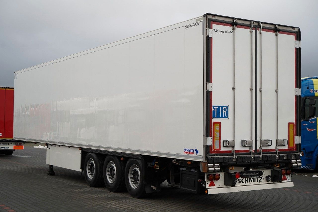 Schmitz Cargobull CHŁODNIA / THERMO KING / HAKÓWKA / OŚ PODNOSZO - Полуприколка ладилник: слика 4 Schmitz Cargobull CHŁODNIA / THERMO KING / HAKÓWKA / OŚ PODNOSZO - Полуприколка ладилник: слика 4