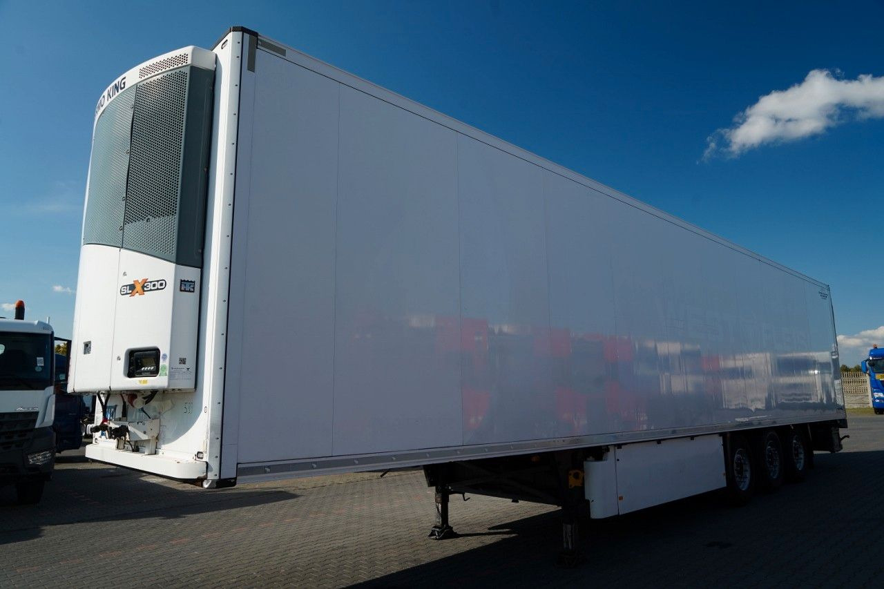 Schmitz Cargobull / CHŁODNIA / THERMO KING SLX 300 / HAKÓWKA / OŚ - Полуприколка ладилник: слика 2 Schmitz Cargobull / CHŁODNIA / THERMO KING SLX 300 / HAKÓWKA / OŚ - Полуприколка ладилник: слика 2
