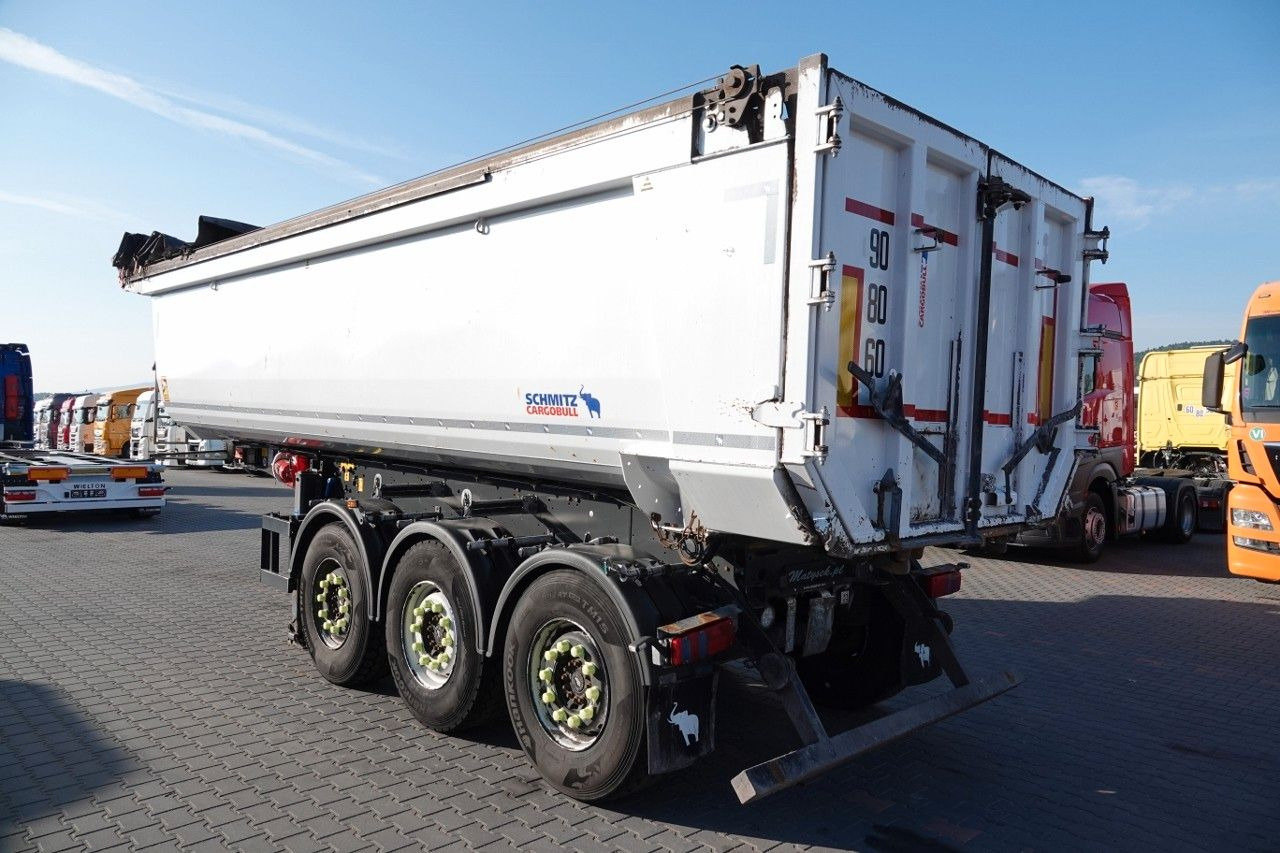 Schmitz Cargobull WYWROTKA 30 m3 / STALOWA / RYNNA WANNA HP / OŚ P - Кипер полуприколка: слика 3 Schmitz Cargobull WYWROTKA 30 m3 / STALOWA / RYNNA WANNA HP / OŚ P - Кипер полуприколка: слика 3