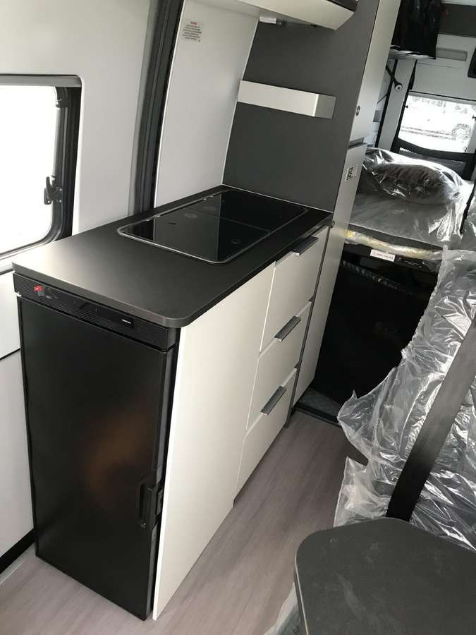ADRIA Twin Sport 640 SG - Кампер комбе: слика 4 ADRIA Twin Sport 640 SG - Кампер комбе: слика 4