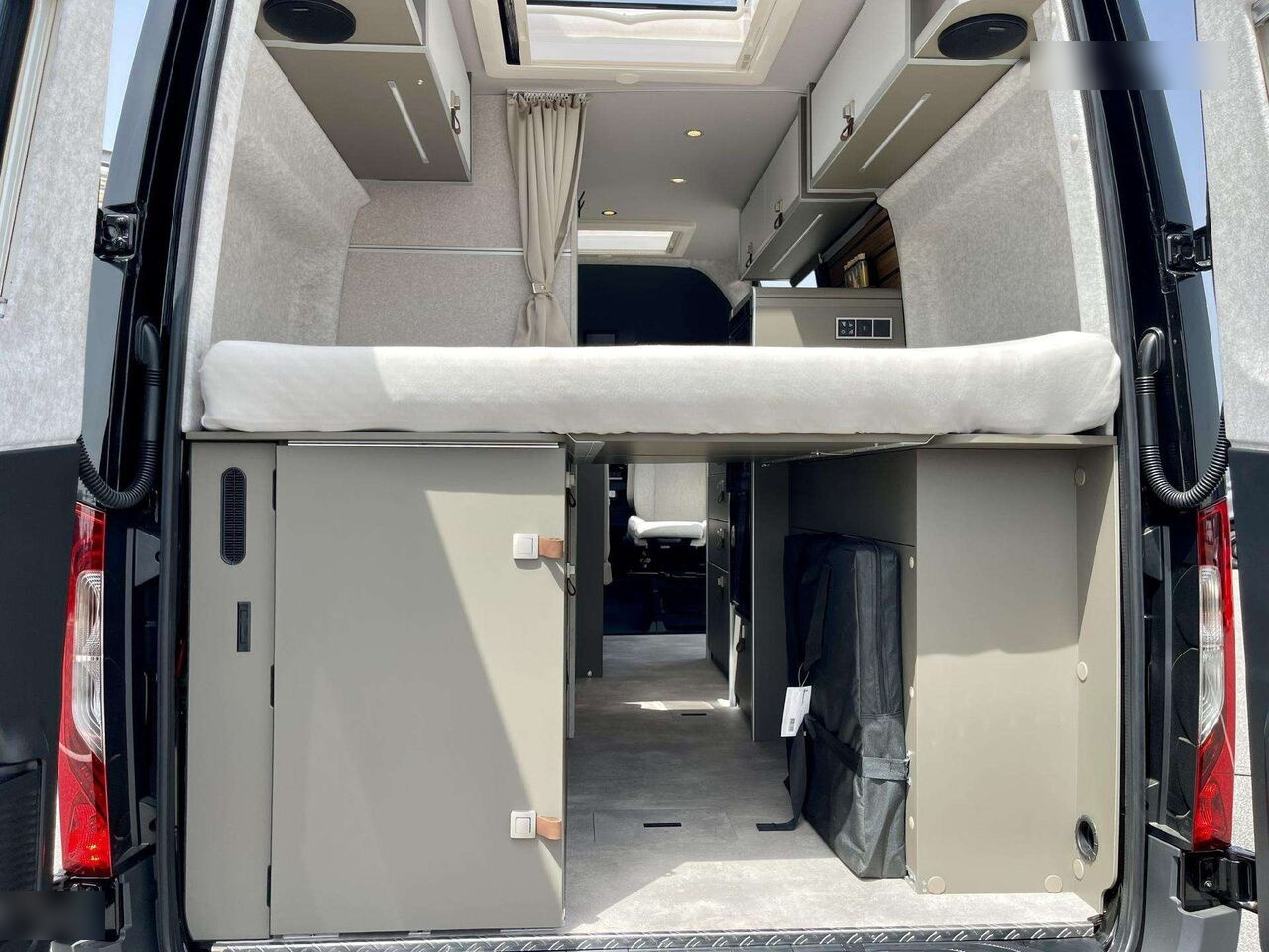 Hymer Grand Canyon S 4x4 - Кампер комбе: слика 4 Hymer Grand Canyon S 4x4 - Кампер комбе: слика 4