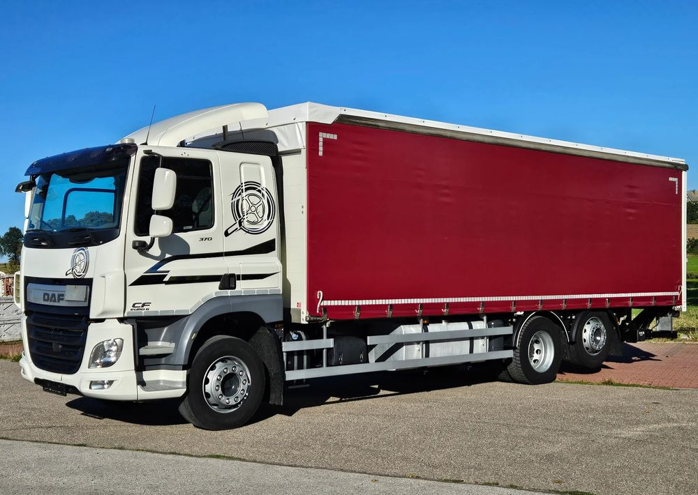 DAF CF370/410/BURTO-FIRANKA/RETARDER/WINDA/OŚ SKRĘTNA-PODNOSZONA/E6/SPROWADZONY/20PALET/BURTO-FIRANKA - Камион со церада: слика 1 DAF CF370/410/BURTO-FIRANKA/RETARDER/WINDA/OŚ SKRĘTNA-PODNOSZONA/E6/SPROWADZONY/20PALET/BURTO-FIRANKA - Камион со церада: слика 1