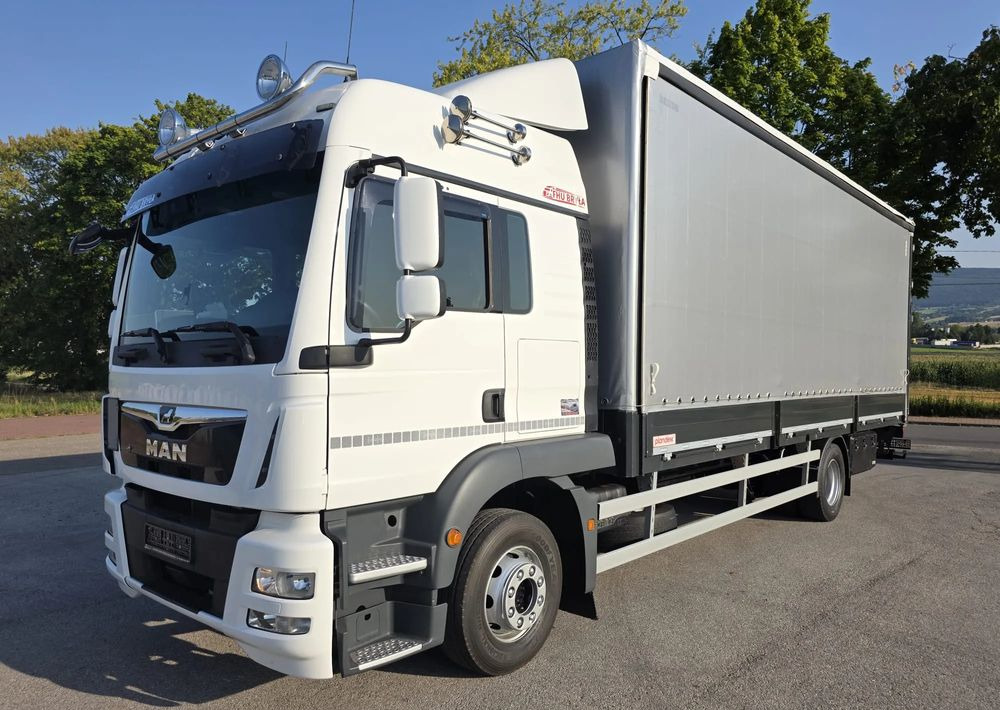 MAN TGM 15.290 / BURTO-FIRANKA / CAŁY NA PODUSZKACH /KLIMA POSTOJOWA / 2018R / NISKI PRZEBIEG / 18 PALET / E6 / JAK NOWY / WINDA / - Камион со церада: слика 2 MAN TGM 15.290 / BURTO-FIRANKA / CAŁY NA PODUSZKACH /KLIMA POSTOJOWA / 2018R / NISKI PRZEBIEG / 18 PALET / E6 / JAK NOWY / WINDA / - Камион со церада: слика 2