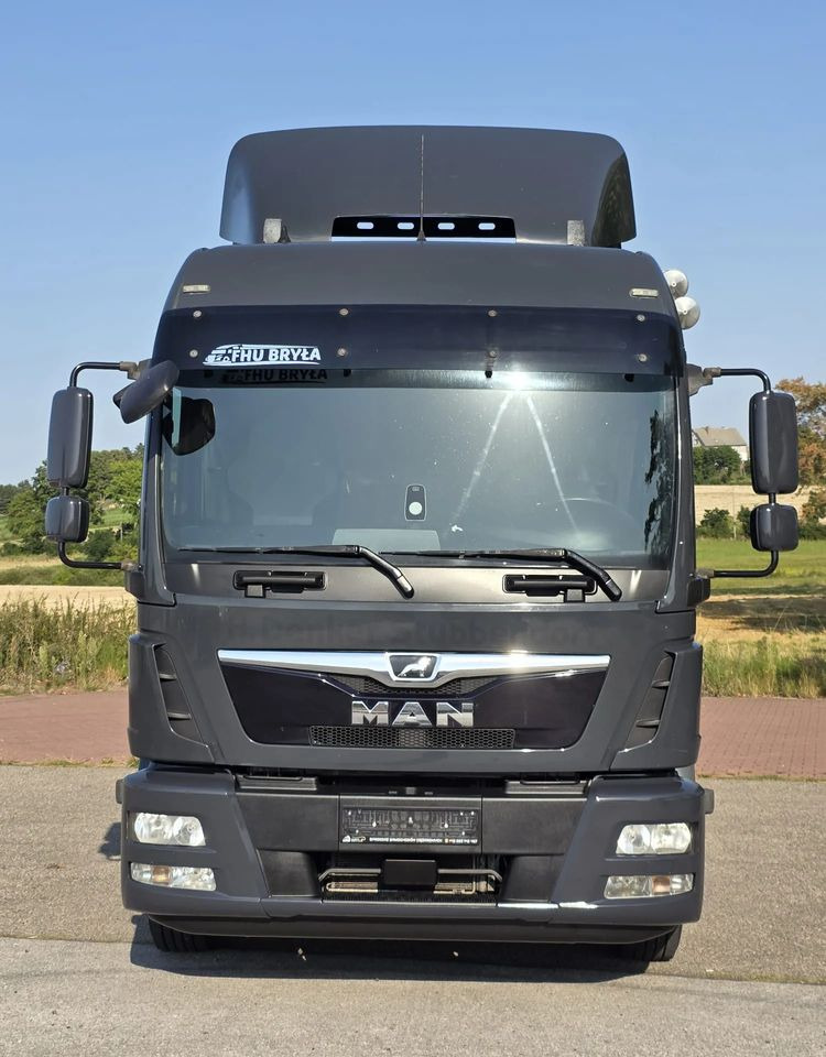 MAN TGM 15.290 / RAMA DO ZABUDOWY / AUTOMAT / SPROWADZONY / E6 / LIFT / ROZSTAW OSI 5.5M / LAWETA / POMOC DROGOWA / STAN BARDZO DOBRY/ - Камион со кабинска шасија: слика 5 MAN TGM 15.290 / RAMA DO ZABUDOWY / AUTOMAT / SPROWADZONY / E6 / LIFT / ROZSTAW OSI 5.5M / LAWETA / POMOC DROGOWA / STAN BARDZO DOBRY/ - Камион со кабинска шасија: слика 5