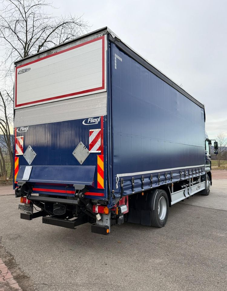 MAN TGM 18.340 / FIRANKA / LIFT / SPROWADZONY / KLIMA POSTOJOWA / 2017 / 9700 ŁADOWNOŚĆ / AUTOMAT / 18 PALET / E6 / WINDA / - Камион со церада: слика 5 MAN TGM 18.340 / FIRANKA / LIFT / SPROWADZONY / KLIMA POSTOJOWA / 2017 / 9700 ŁADOWNOŚĆ / AUTOMAT / 18 PALET / E6 / WINDA / - Камион со церада: слика 5