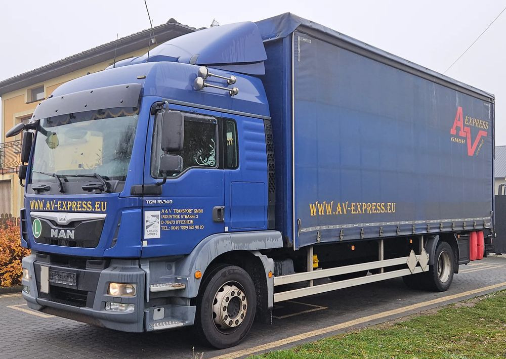 MAN TGM 18.340 / FIRANKA / SPROWADZONY / 9100 ŁADOWNOŚĆ / 18 PALET / E6 / WINDA / - Камион со церада: слика 1 MAN TGM 18.340 / FIRANKA / SPROWADZONY / 9100 ŁADOWNOŚĆ / 18 PALET / E6 / WINDA / - Камион со церада: слика 1