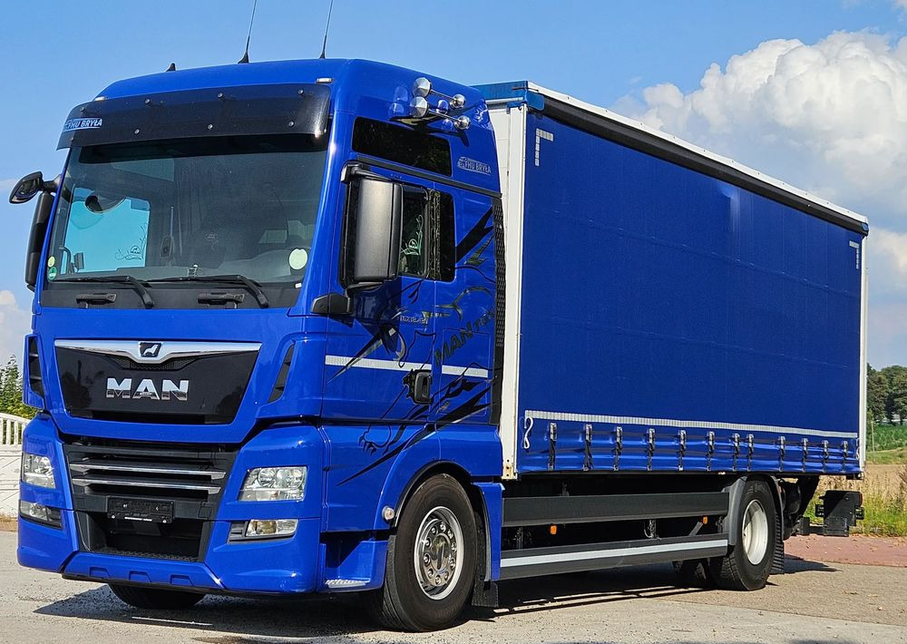 MAN TGX 18.430 / FIRANKA / WINDA / KLIMA POSTOJOWA / 300TYŚ PRZEBIEG / 2020 /E6 / KLIMA POSTOJOWA / SPROWADZONY / JAK NOWY / AUTOMAT - Камион со церада: слика 2 MAN TGX 18.430 / FIRANKA / WINDA / KLIMA POSTOJOWA / 300TYŚ PRZEBIEG / 2020 /E6 / KLIMA POSTOJOWA / SPROWADZONY / JAK NOWY / AUTOMAT - Камион со церада: слика 2