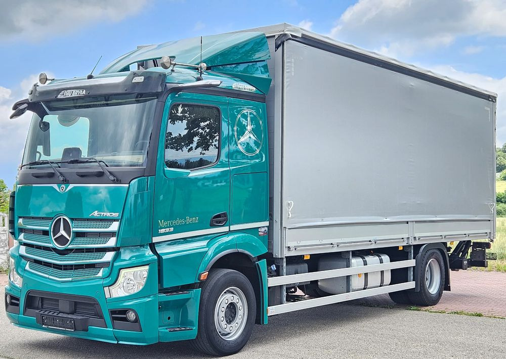 Mercedes-Benz ACTROS 1833 / BURTO-FIRANKA / WINDA / 18 PALET / 8600 ŁADOWNOŚĆ / AUTOMAT / DUŻY SILNIK / 10.2019 ROK / SYPIALKA / LEDY / KAMERY / VIRTUAL COCPIT/ JAK NOWY - Камион со церада: слика 1 Mercedes-Benz ACTROS 1833 / BURTO-FIRANKA / WINDA / 18 PALET / 8600 ŁADOWNOŚĆ / AUTOMAT / DUŻY SILNIK / 10.2019 ROK / SYPIALKA / LEDY / KAMERY / VIRTUAL COCPIT/ JAK NOWY - Камион со церада: слика 1