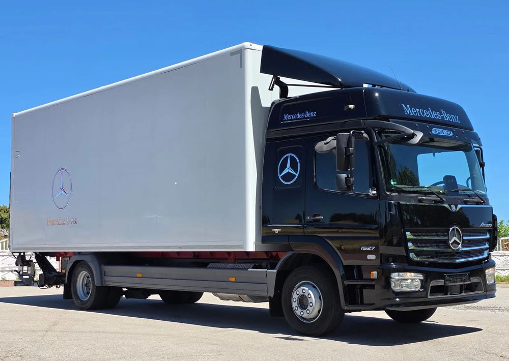 Mercedes-Benz ATEGO 1527/1530/IZOTERMA/WINDA/SPROWADZONY/E6/PIERWSZY WŁAŚCICIEL/AUTOMAT/18EURO PALET/STAN BARDZO DOBRY - Камион ладилник: слика 1 Mercedes-Benz ATEGO 1527/1530/IZOTERMA/WINDA/SPROWADZONY/E6/PIERWSZY WŁAŚCICIEL/AUTOMAT/18EURO PALET/STAN BARDZO DOBRY - Камион ладилник: слика 1