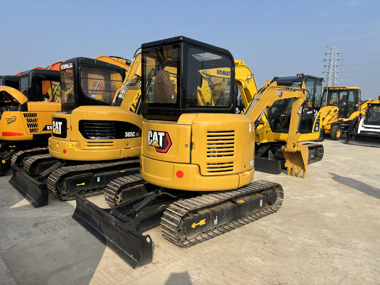 CATERPILLAR CAT303.5E - Мини багер: слика 1 CATERPILLAR CAT303.5E - Мини багер: слика 1