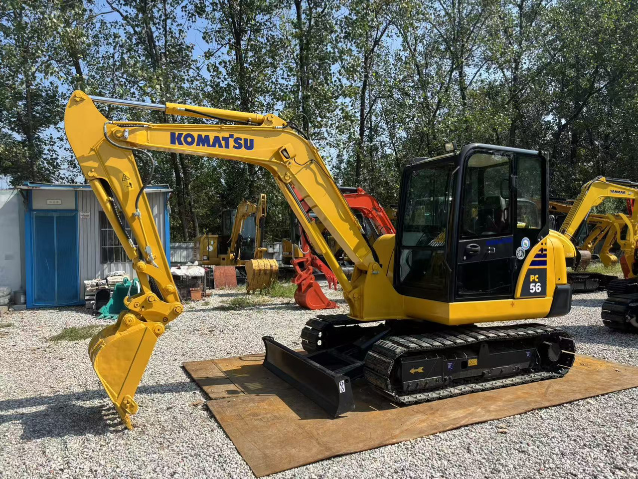 KOMATSU PC56 - Мини багер: слика 2 KOMATSU PC56 - Мини багер: слика 2