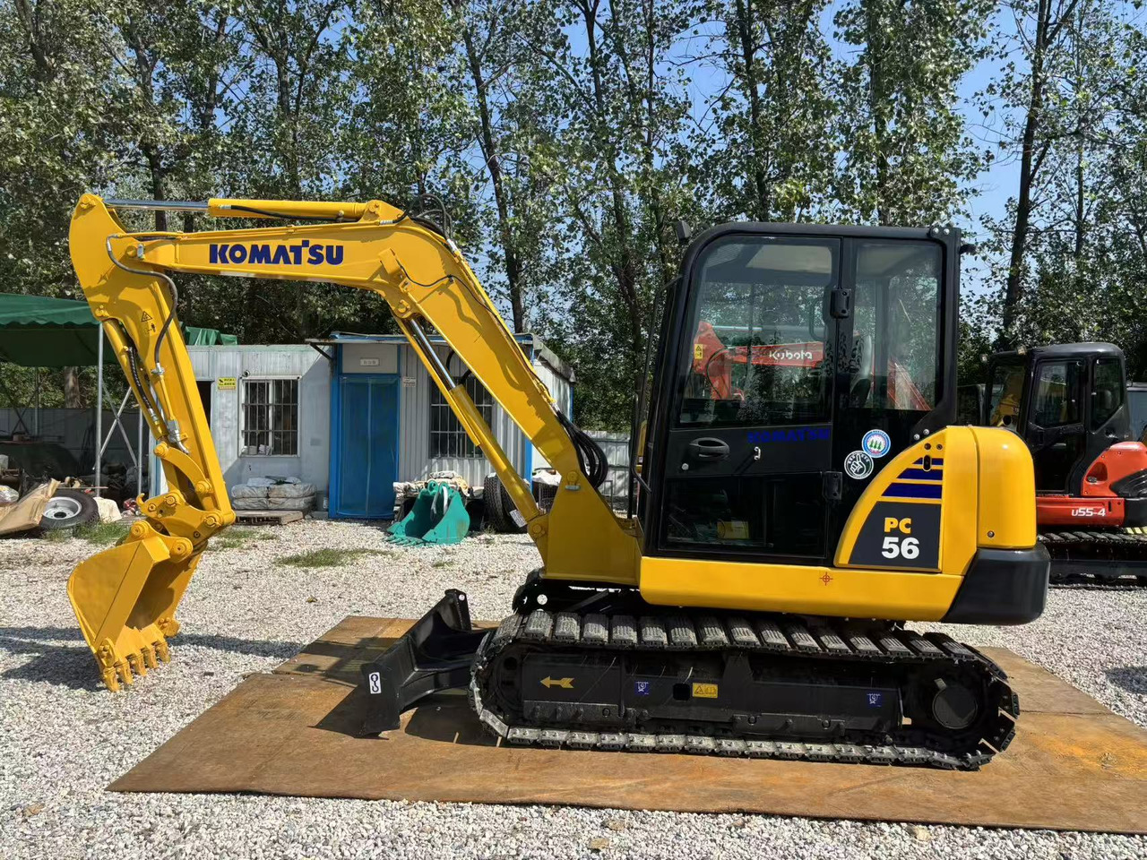 KOMATSU PC56 - Мини багер: слика 1 KOMATSU PC56 - Мини багер: слика 1