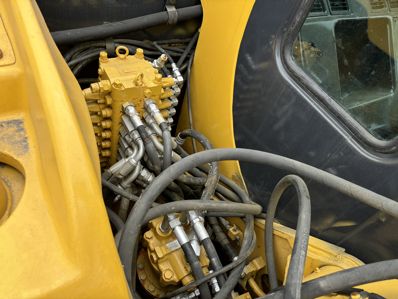 Komatsu PC 60-7 - Мини багер: слика 5 Komatsu PC 60-7 - Мини багер: слика 5