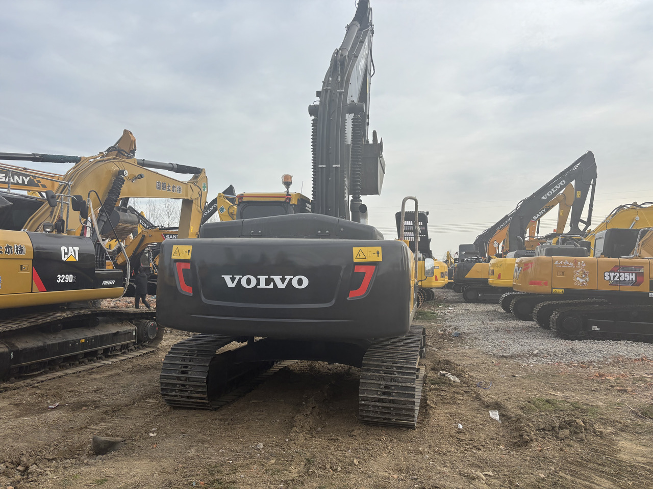 Volvo EC 240 - Багер гасеничар: слика 3 Volvo EC 240 - Багер гасеничар: слика 3