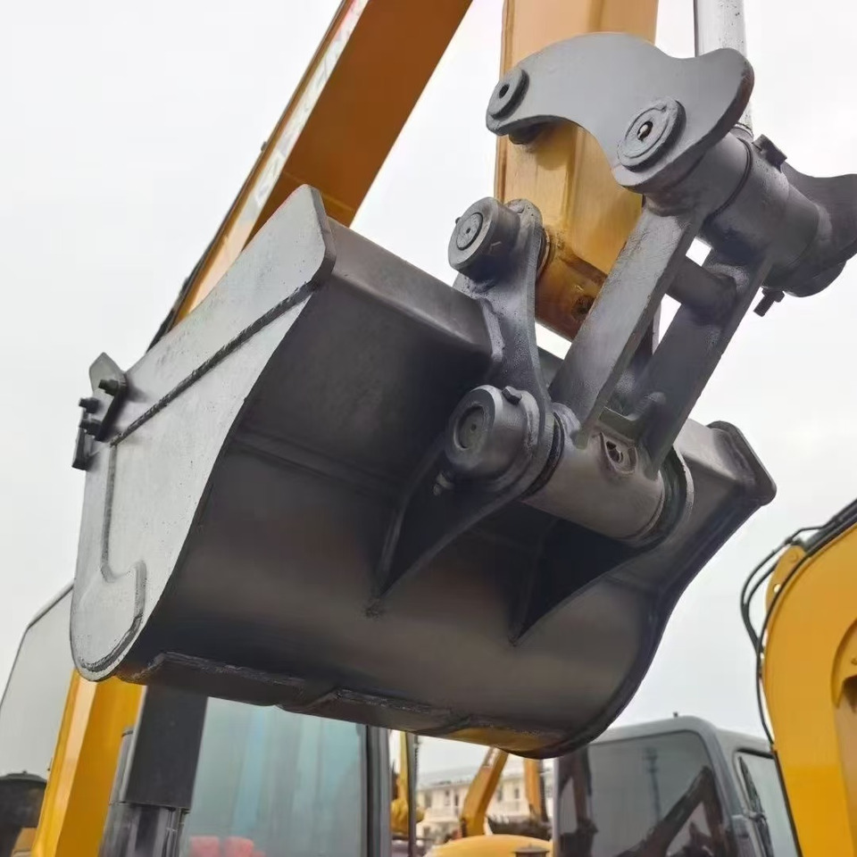 XCMG XE 60DA XE60 - Мини багер: слика 3 XCMG XE 60DA XE60 - Мини багер: слика 3