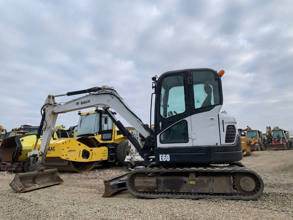 Bobcat E 60 - Мини багер: слика 2 Bobcat E 60 - Мини багер: слика 2