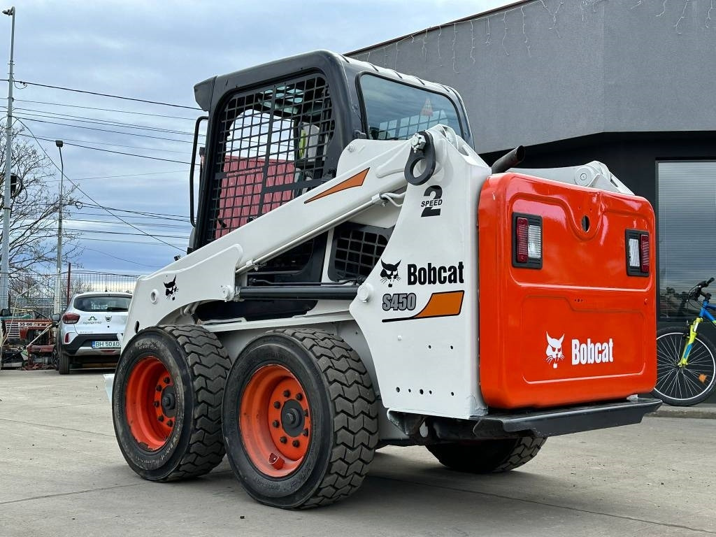 Bobcat S 450 - Компактен натоварувач: слика 3 Bobcat S 450 - Компактен натоварувач: слика 3