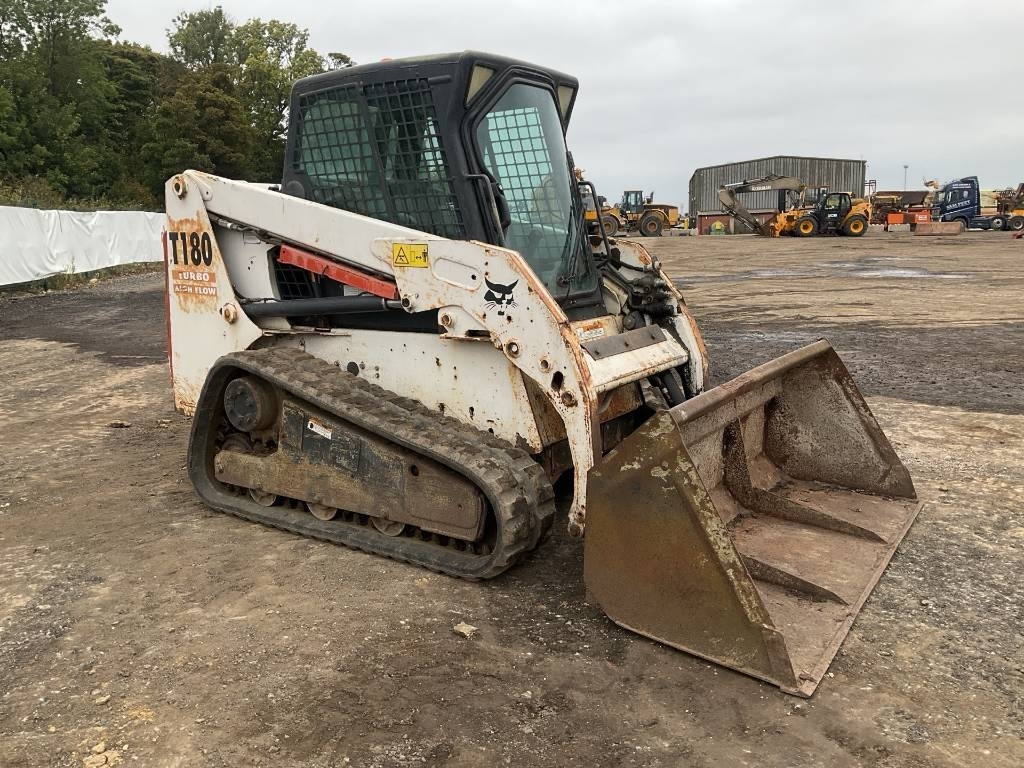 Bobcat T 180 - Компактен натоварувач: слика 5 Bobcat T 180 - Компактен натоварувач: слика 5