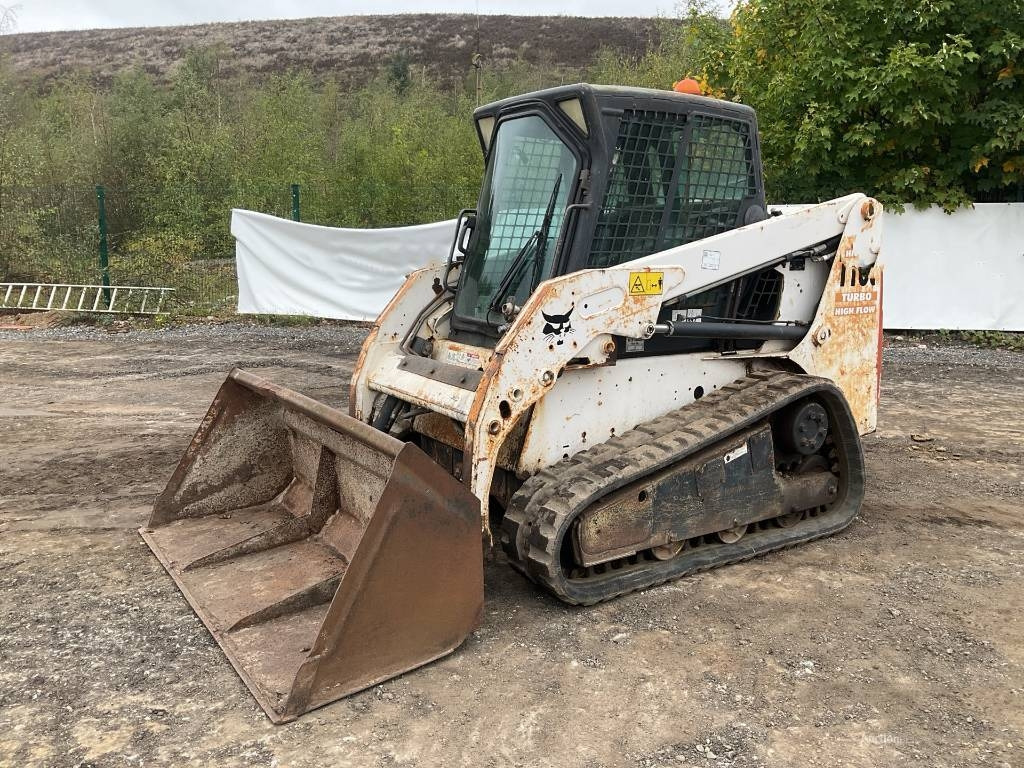 Bobcat T 180 - Компактен натоварувач: слика 1 Bobcat T 180 - Компактен натоварувач: слика 1