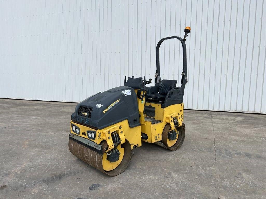 Bomag BW 100 AD M-5 - Ваљак за пат: слика 1 Bomag BW 100 AD M-5 - Ваљак за пат: слика 1