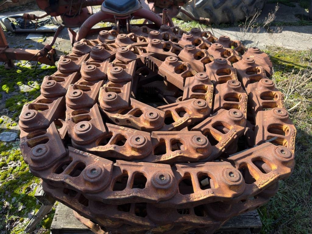 CAT D 6 R - Ролна за Градежна машина: слика 1 CAT D 6 R - Ролна за Градежна машина: слика 1
