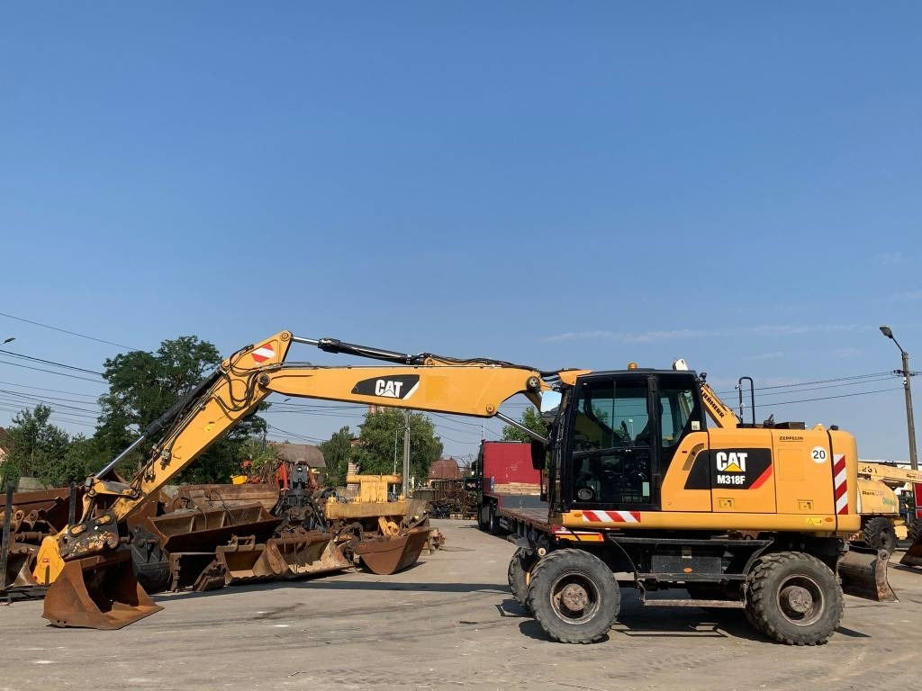 CAT M 318 F - Багер на тркала: слика 2 CAT M 318 F - Багер на тркала: слика 2