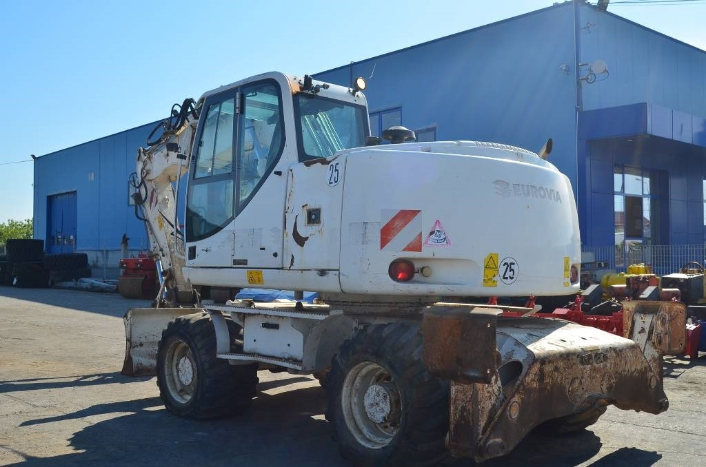 Case WX 145 - Багер на тркала: слика 3 Case WX 145 - Багер на тркала: слика 3