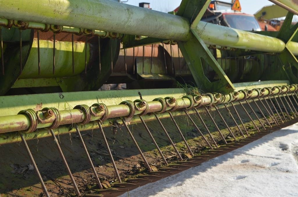 Claas 6m - Заглавје за комбајн: слика 5 Claas 6m - Заглавје за комбајн: слика 5