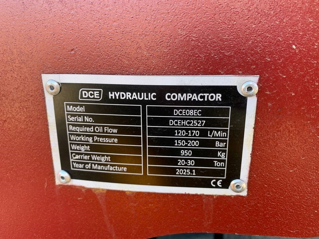 DCE EE08EC VIBRATING PLATE - Вибрациска плоча: слика 3 DCE EE08EC VIBRATING PLATE - Вибрациска плоча: слика 3