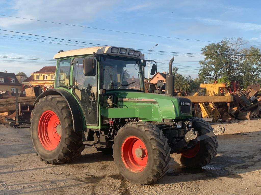 Fendt 209S  - Трактор: слика 1 Fendt 209S  - Трактор: слика 1