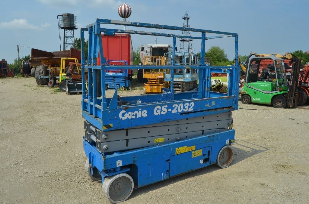 Genie GS 2032 - Кревач ножица: слика 1 Genie GS 2032 - Кревач ножица: слика 1