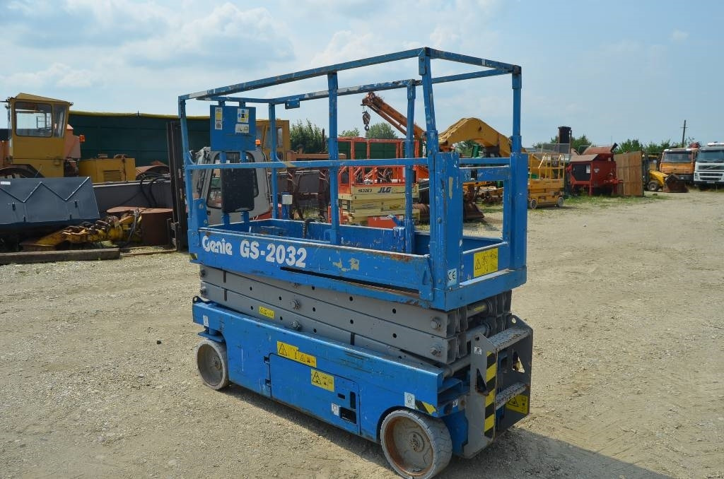 Genie GS 2032 - Кревач ножица: слика 2 Genie GS 2032 - Кревач ножица: слика 2