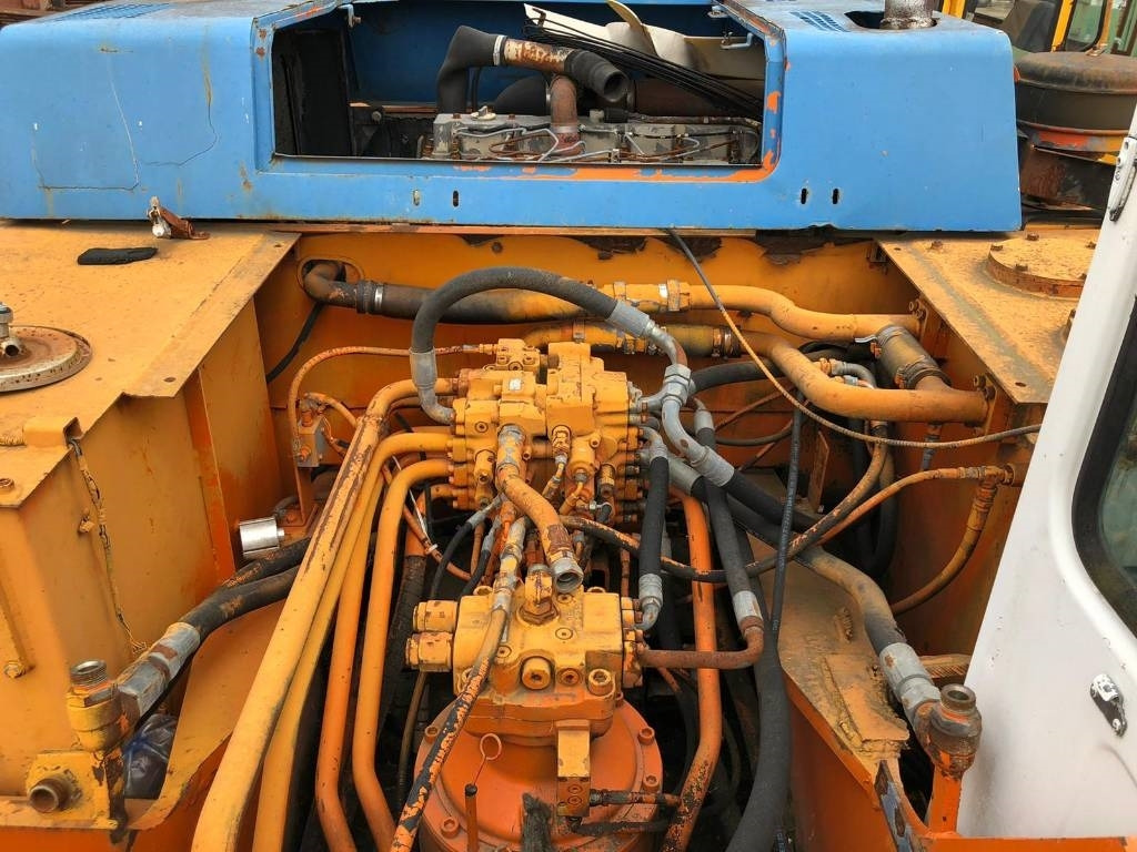 Halla Hitachi HE 280 ICE - Багер гасеничар: слика 4 Halla Hitachi HE 280 ICE - Багер гасеничар: слика 4