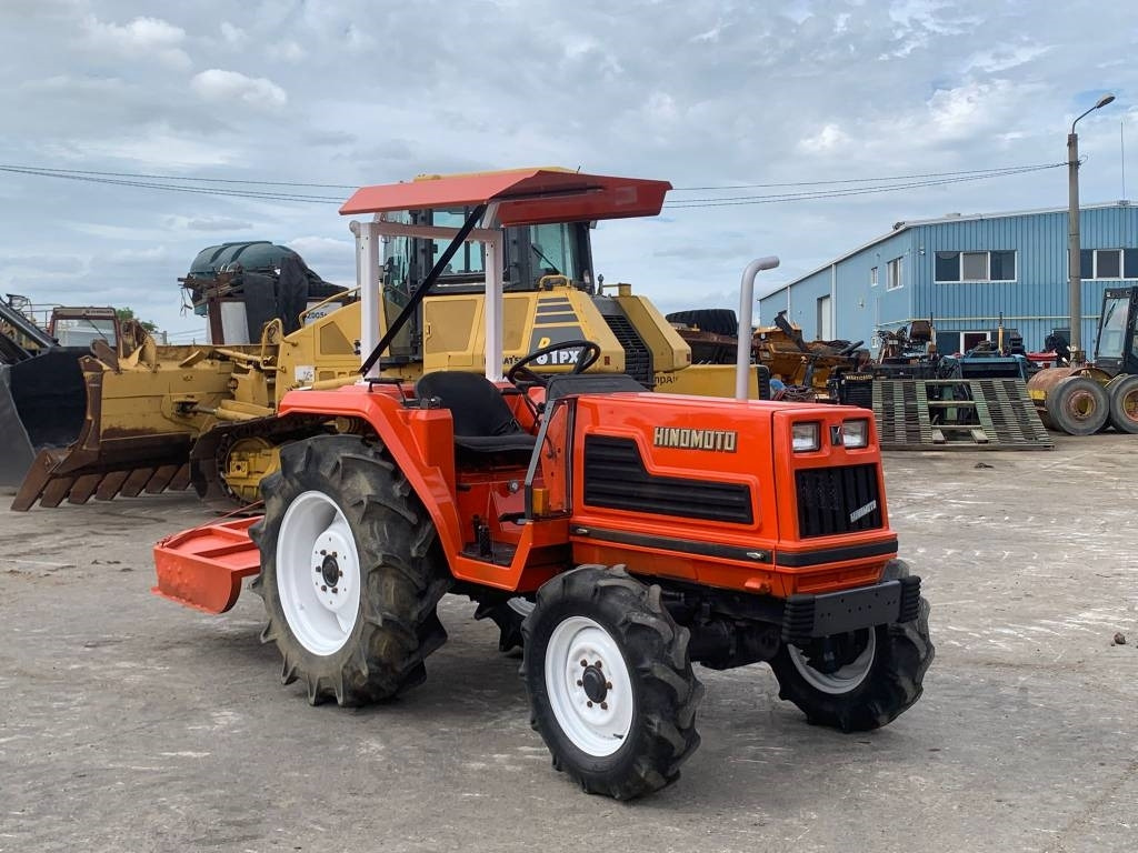 Hinomoto BD150 - Трактор: слика 1 Hinomoto BD150 - Трактор: слика 1