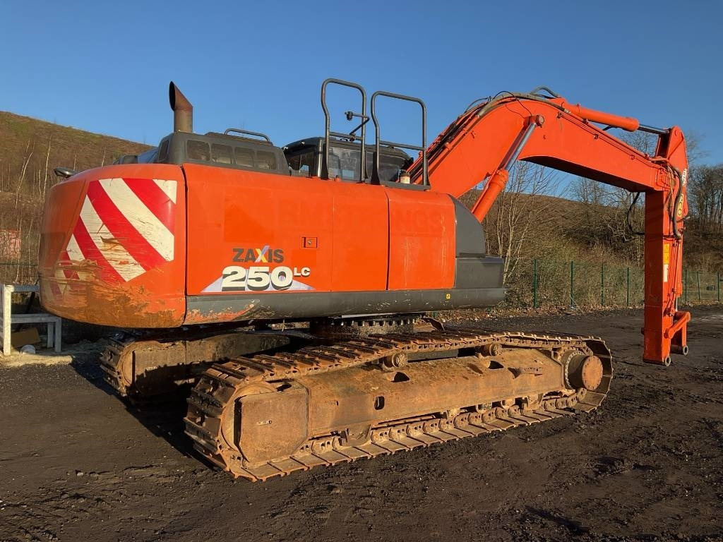 Hitachi ZX 250 LC-6 - Багер гасеничар: слика 3 Hitachi ZX 250 LC-6 - Багер гасеничар: слика 3