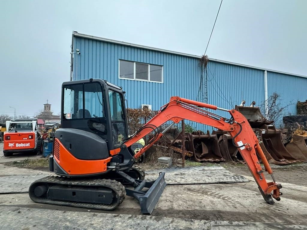 Мини багер Hitachi ZX 27 U-2: слика 6