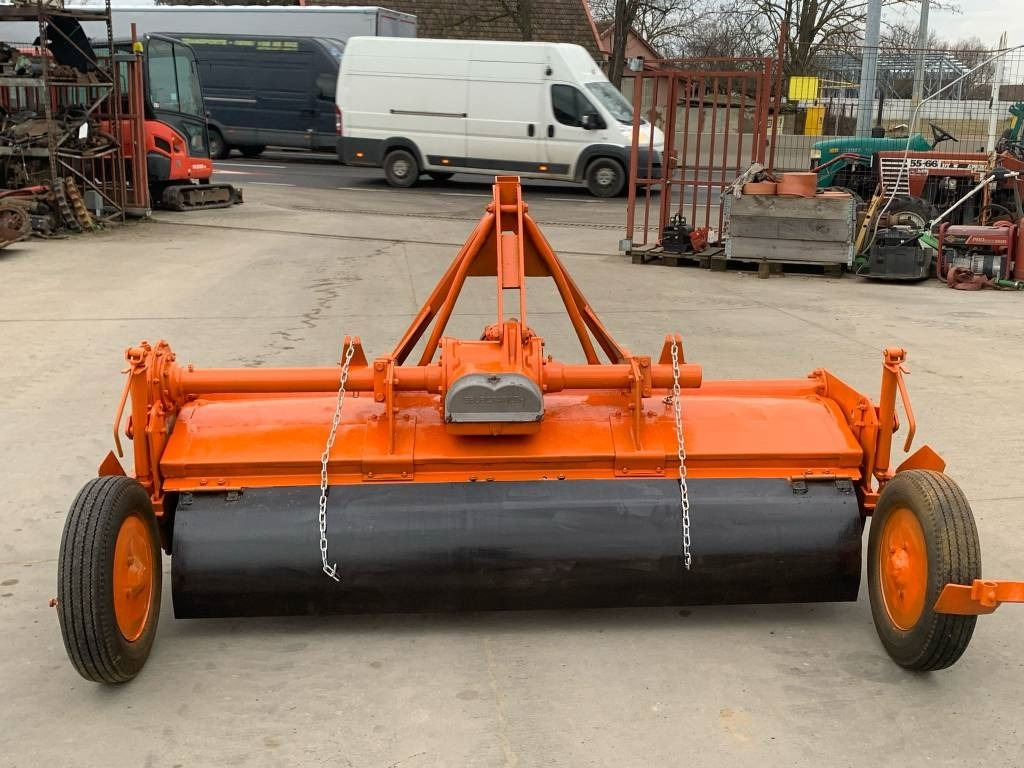 Howard 2M - Тракторска фреза: слика 5 Howard 2M - Тракторска фреза: слика 5