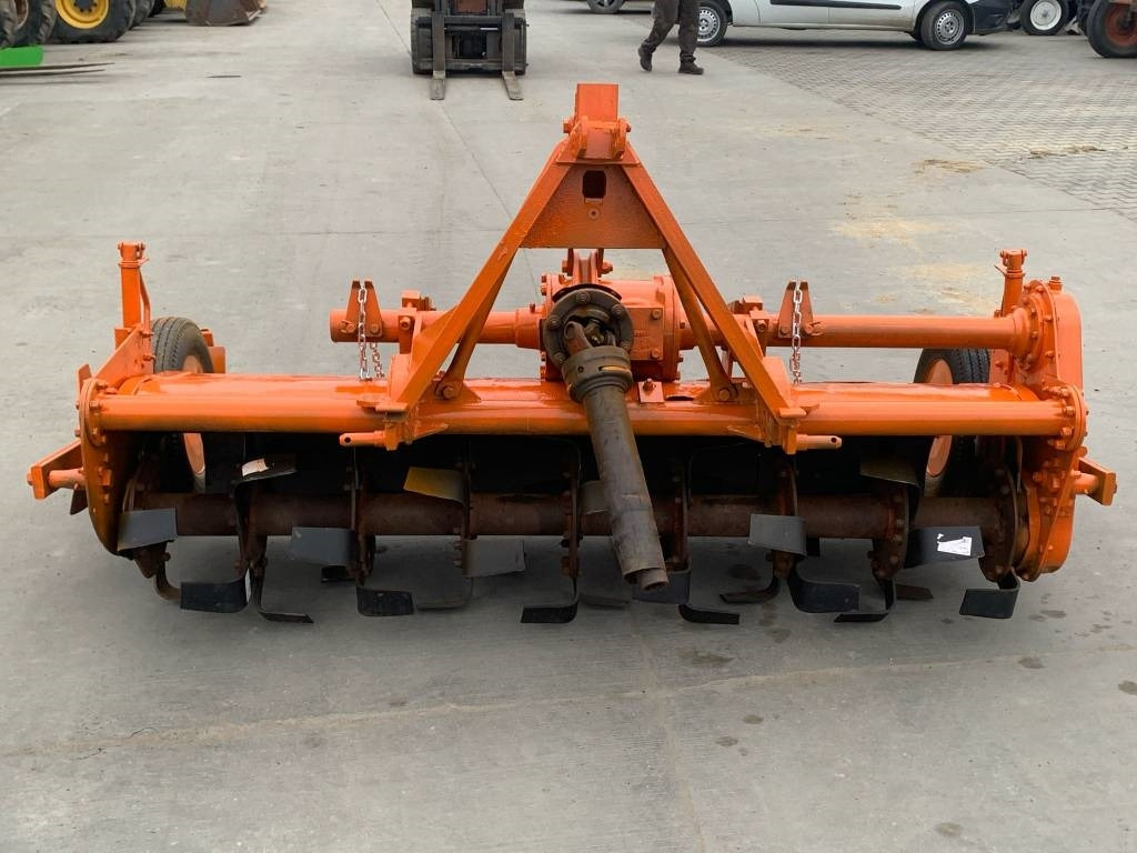 Howard 2M - Тракторска фреза: слика 2 Howard 2M - Тракторска фреза: слика 2